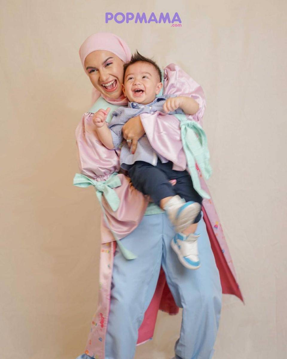 Photoshoot dilakukan dengan menerapkan protokol kesehatan sesuai anjuran pemerintah - Popmama.com/Michael Andrew