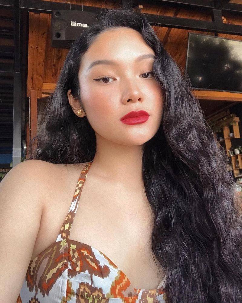 Instagram.com/marcelladee_