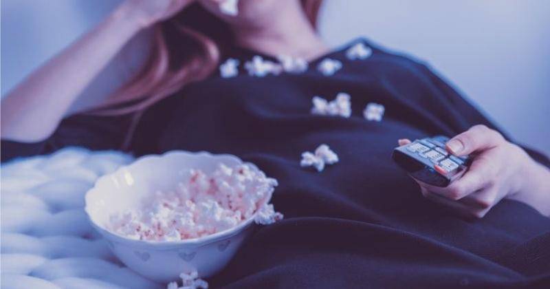 Rekomendasi 10 film lawas soal kehamilan yang menarik untuk mama tonton. - Unsplash/JESHOOTS.COM