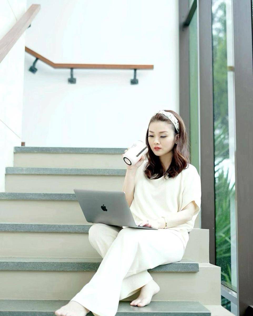Instagram.com/lenatheng