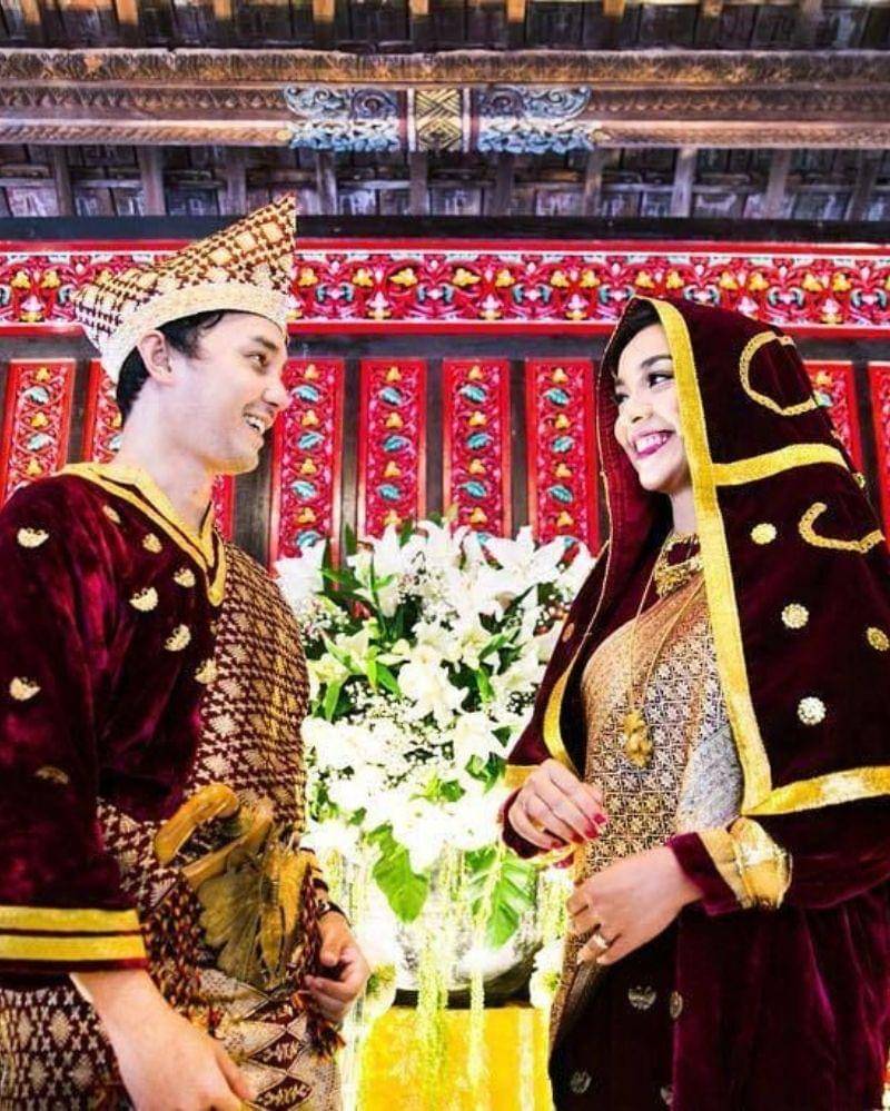 Instagram.com/why_moments/