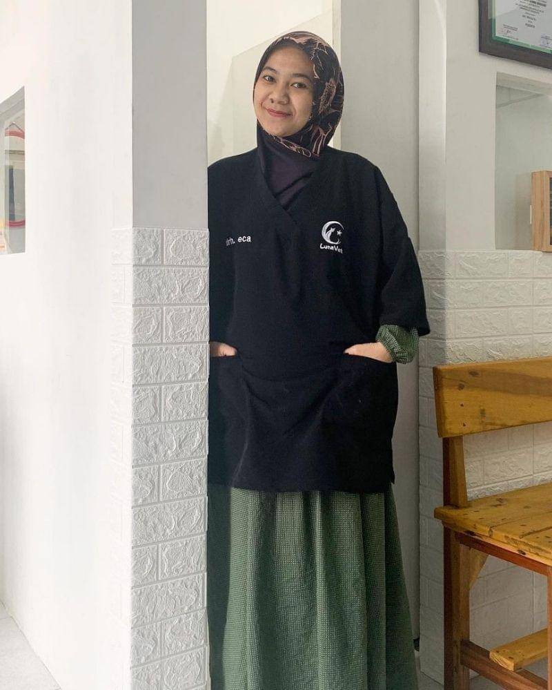 Instagram.com/ecaprasetya