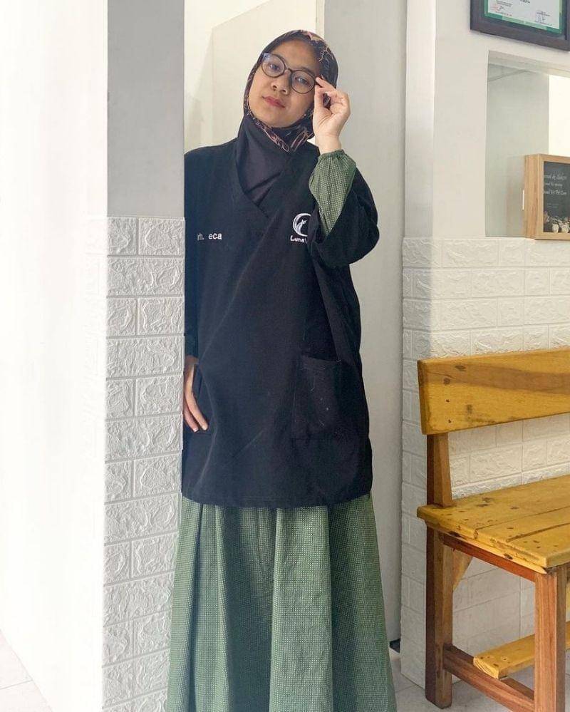 Instagram.com/ecaprasetya