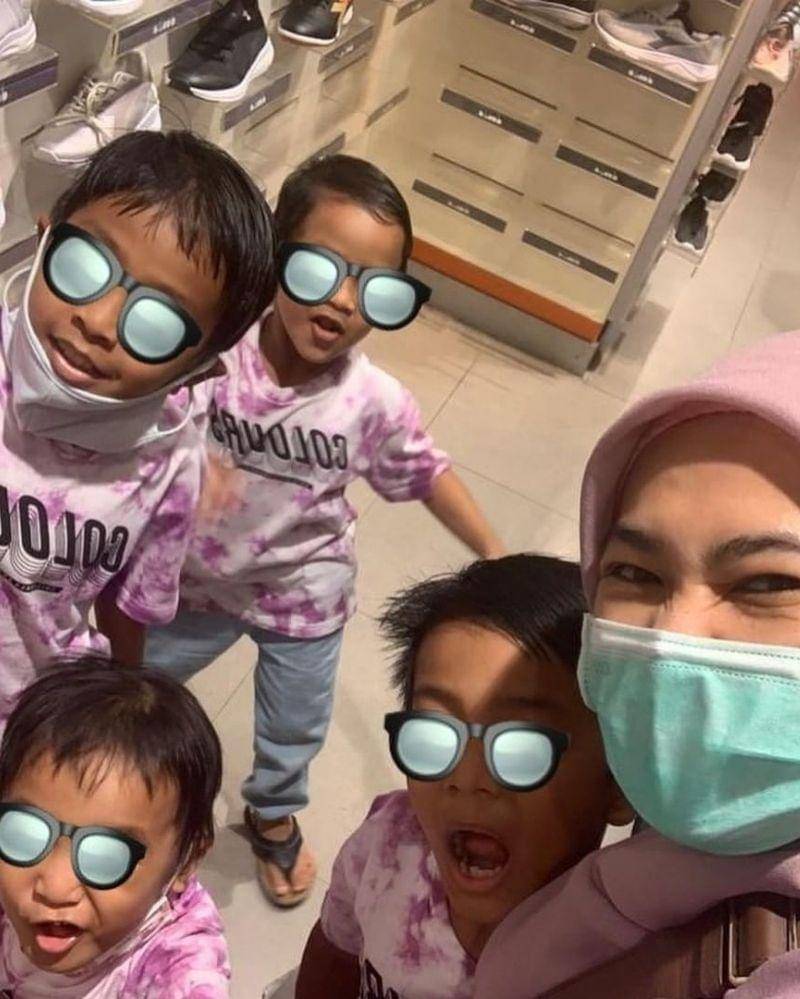 Instagram.com/ecaprasetya