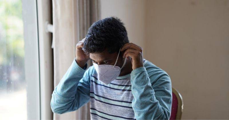 Pria mengenakan masker - Pixabay/abrahamsuna