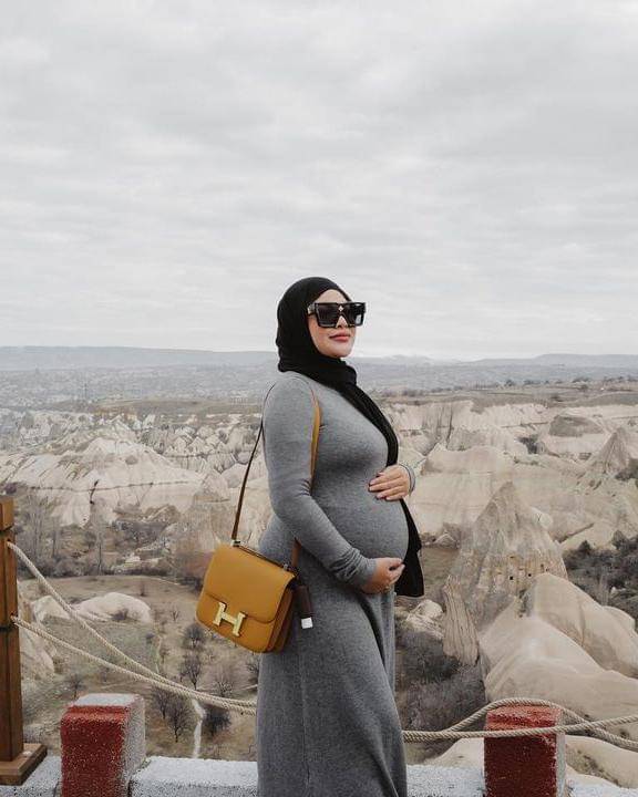 Instagram.com/aurelie.hermansyah