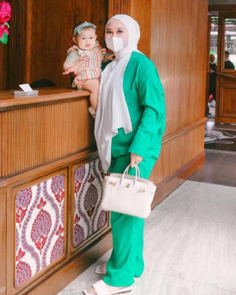 instagram.com/dianpelangi