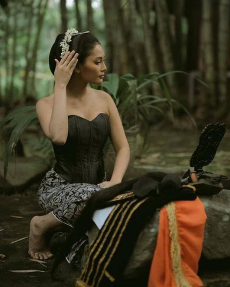 instagram.com/eri.carl