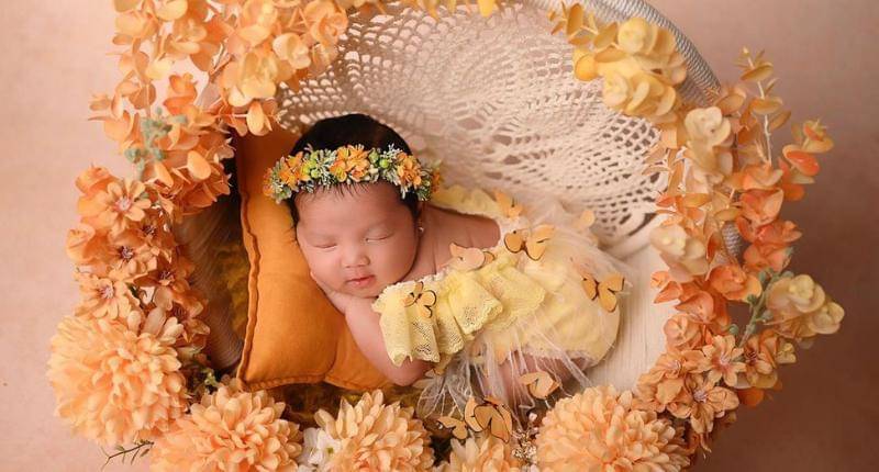 instagram.com/tiarapangestika