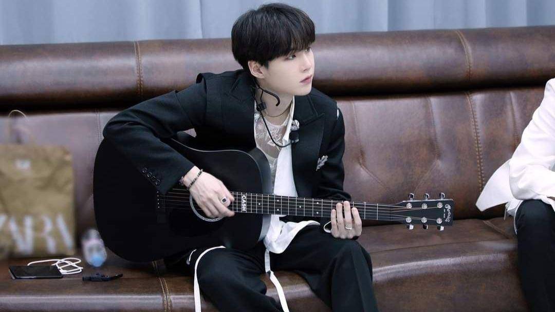 Facebook.com/bangtan.official