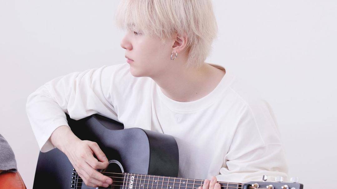 Facebook.com/bangtan.official