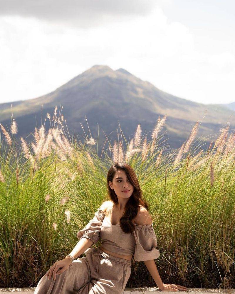 Instagram.com/frederikacull