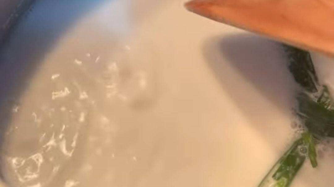 Instagram.com/rachelvennya