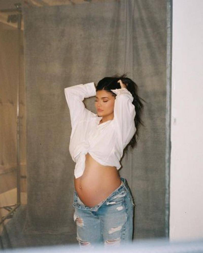 instagram.com/kyliejenner