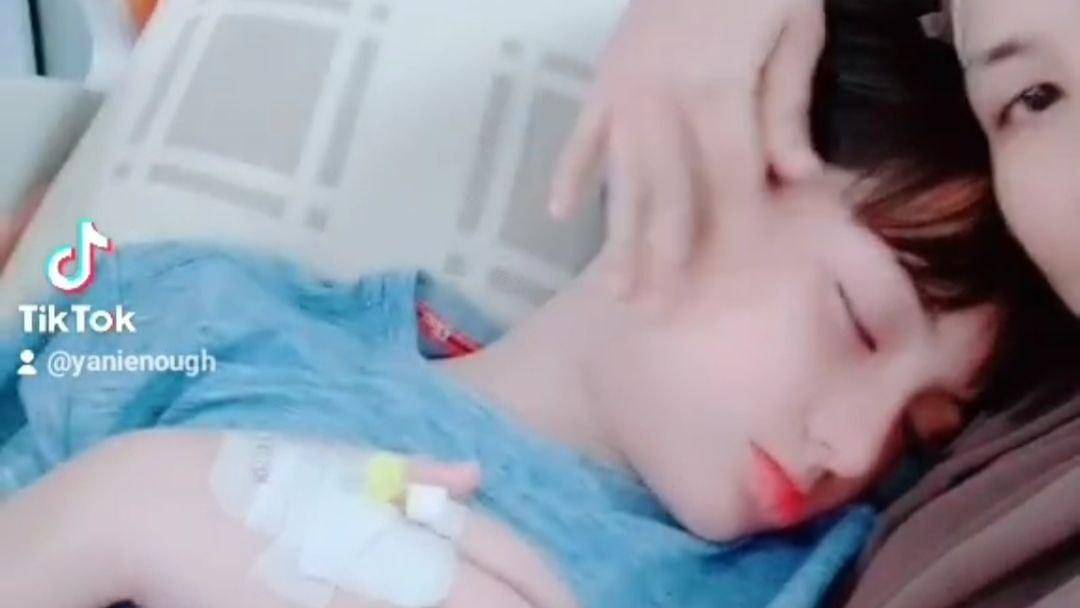 Instagram.com/yani_enough