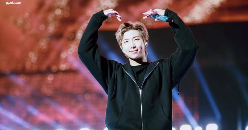 Twitter.com/MoNiJunNi