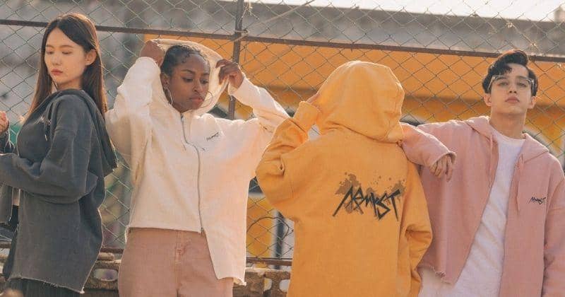 Jungkook BTS Luncurkan Hoodie Inklusif untuk Army