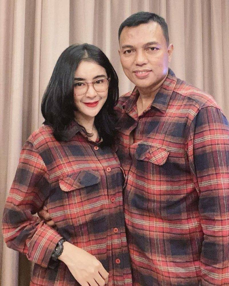 Instagram.com/uutpermatasari