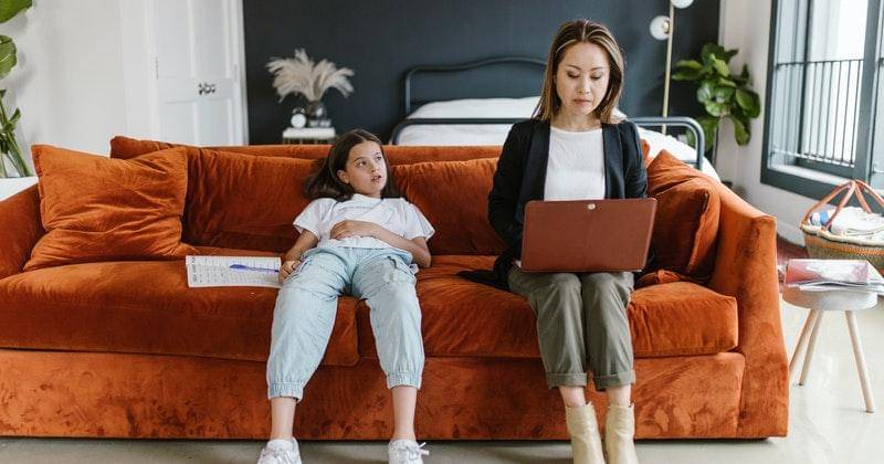 Pexels/Rodnae Production