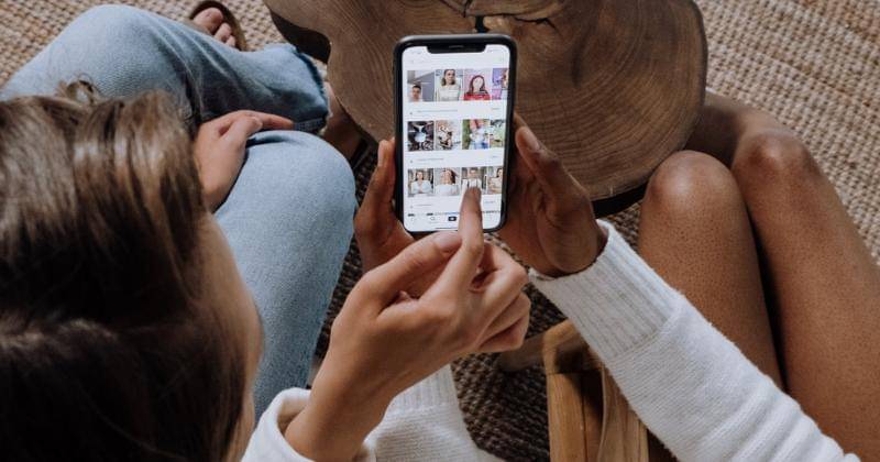 Aplikasi download video TikTok - Pexels/cottonbro