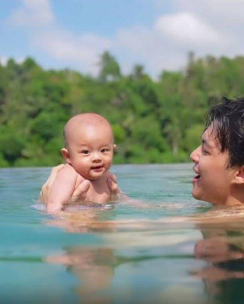 Instagram.com/dindahw