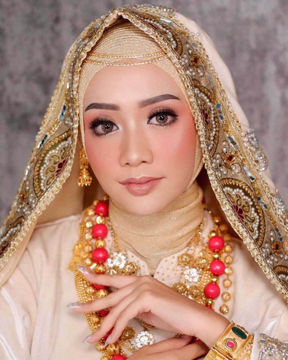 Instagram/tasyafaurikamakeup