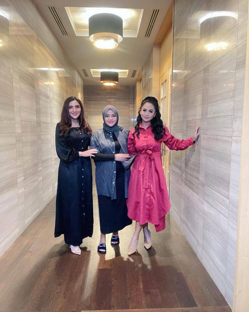 instagram.com/aurelie.hermansyah