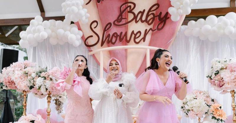 instagram.com/aurelie.hermansyah