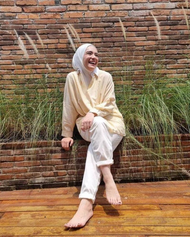 Instagram.com/putriannesalokaa