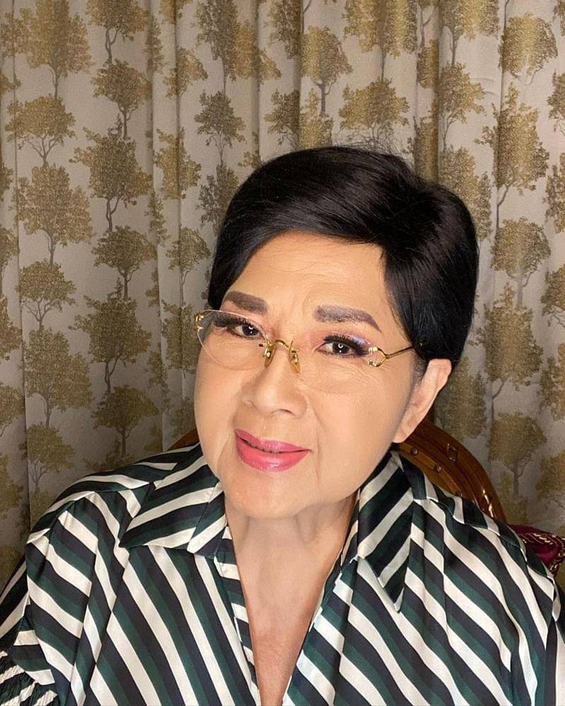 Instagram.com/titiekpuspa_official