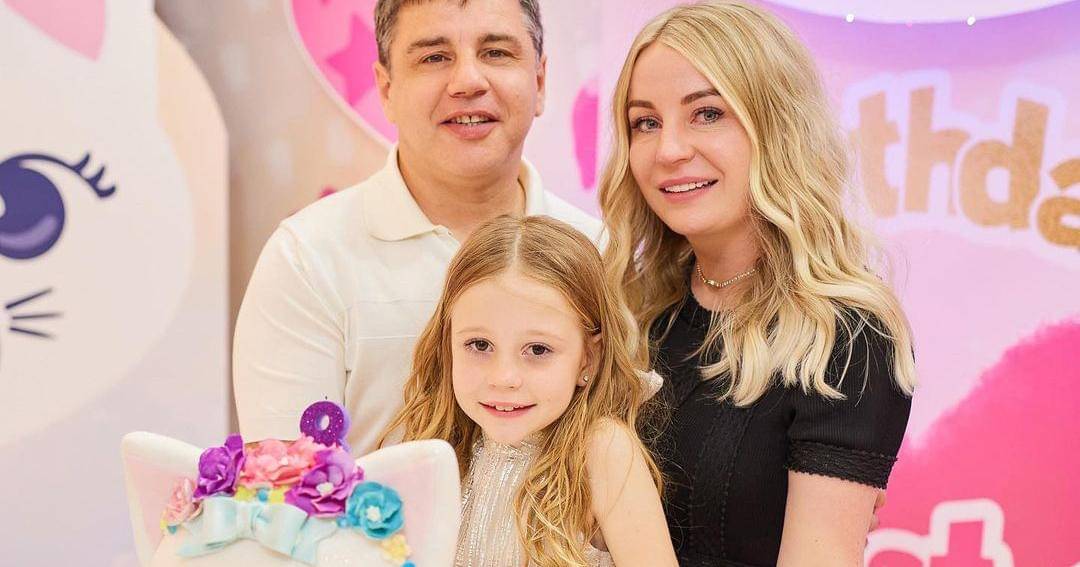 Instagram.com/annaradzinskaya