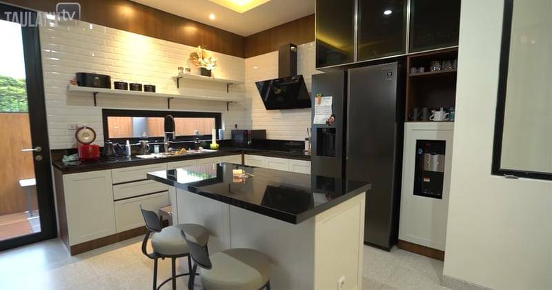 Youtube.com/TAULANY TV