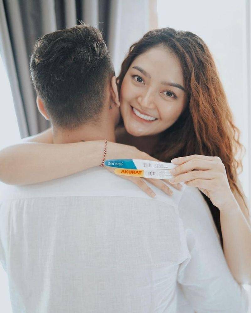 Instagram.com/@sitibadriahh