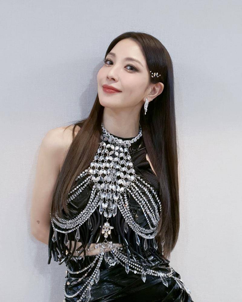 Twitter.com/GirlsOnTop_SM