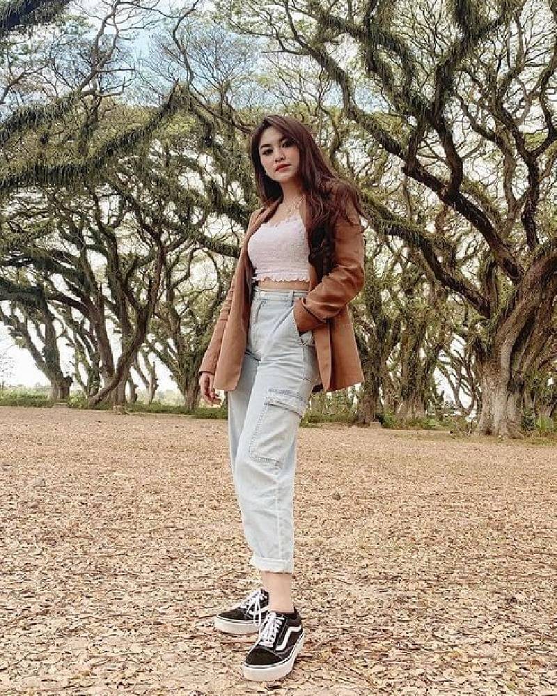 Instagram.com/mahaliniraharja