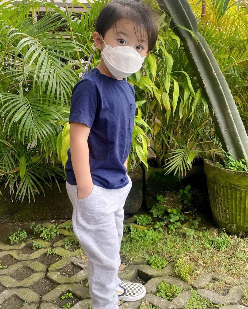 Instagram.com/riniyulianti