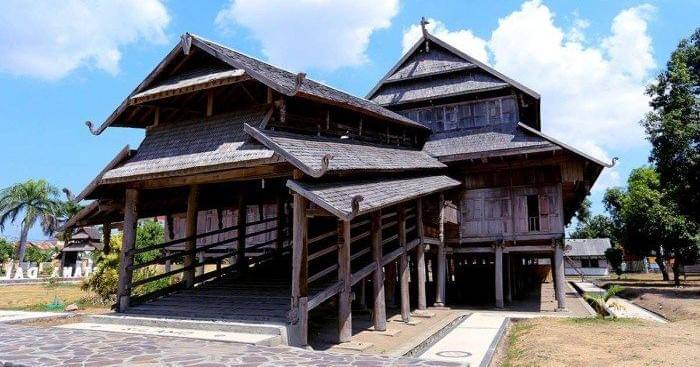 Id.pinterest.com/Rumah Adat Indonesia