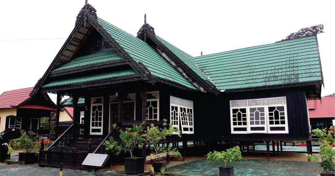 backpackerjakarta.com