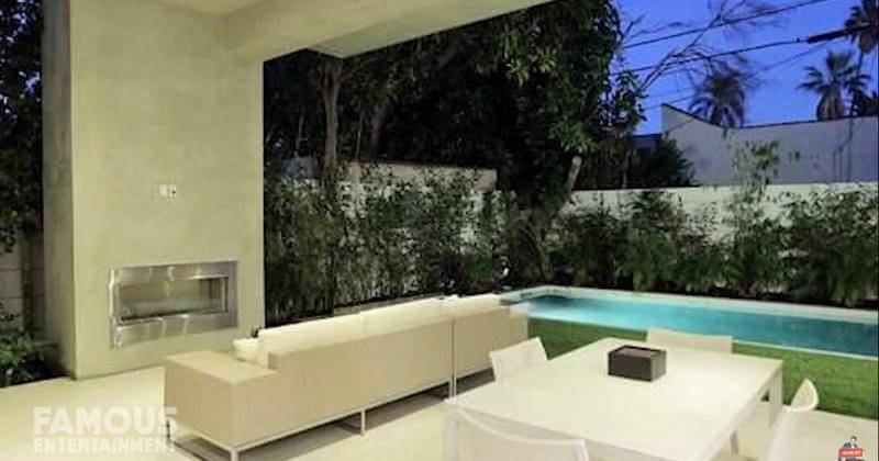 Youtube.com/Famous Entertainment