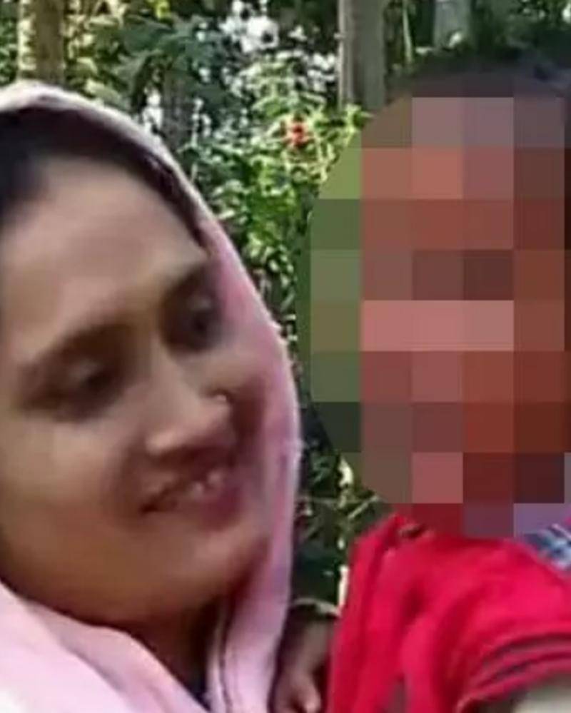 Salma Parbin dan putranya Jonait - independent.ie