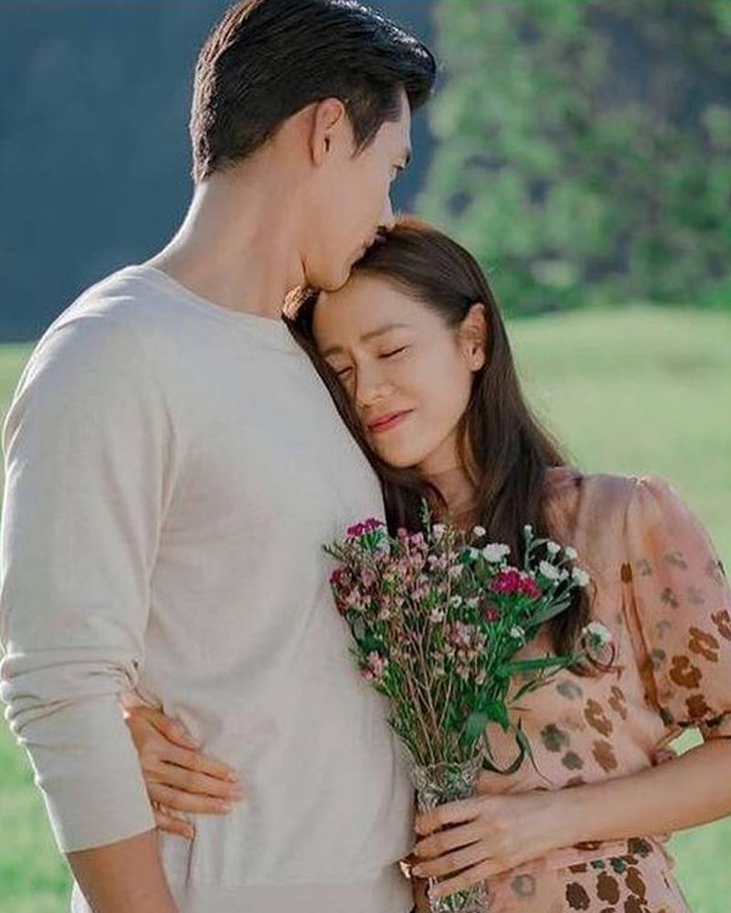 Instagram.com/hyunbin.sonyejin