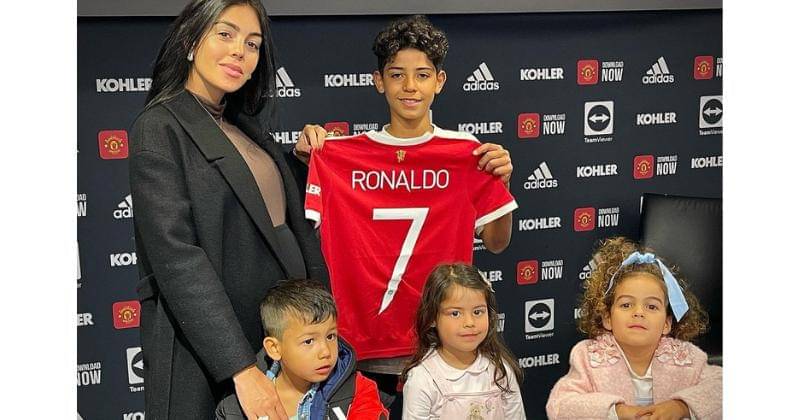 Instagram.com/georginagio