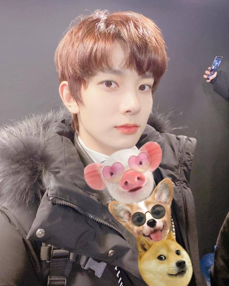 Twitter.com/ihs_heeseung