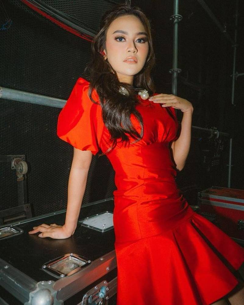 Instagram.com/mahaliniraharja