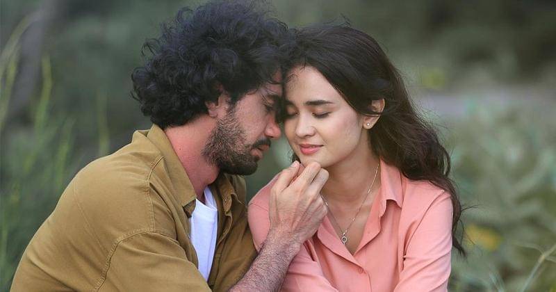 Instagram.com/officialpilarez