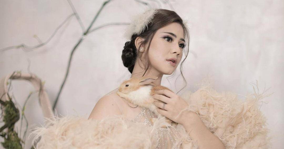 Instagram.com/felicyangelista_