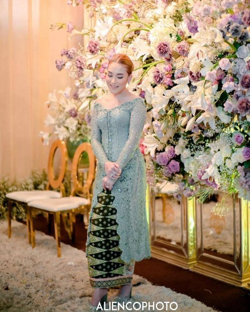 instagram.com/ayutingting92