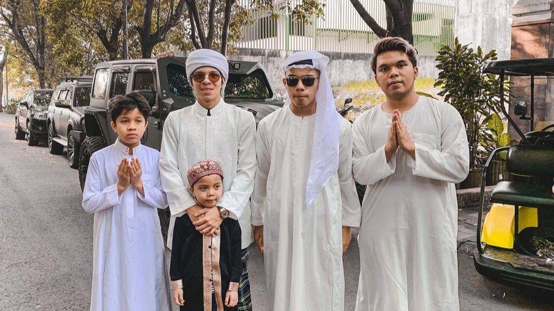 Instagram.com/attahalilintar