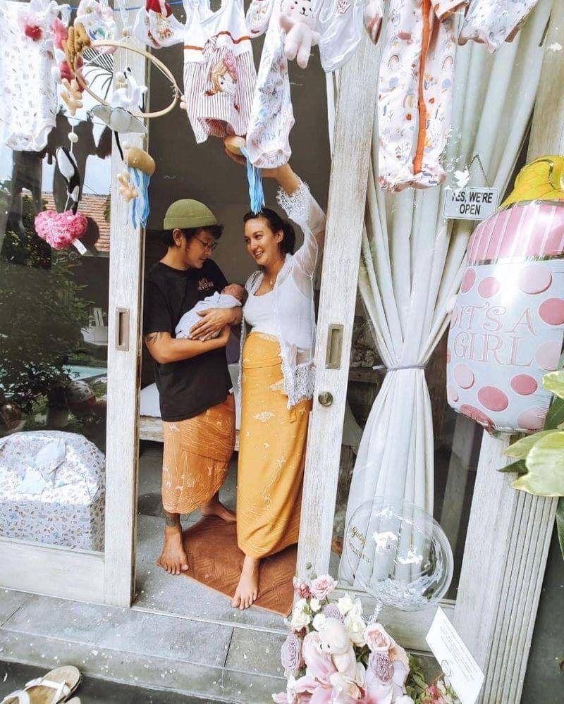 Instagram.com/nadinelist