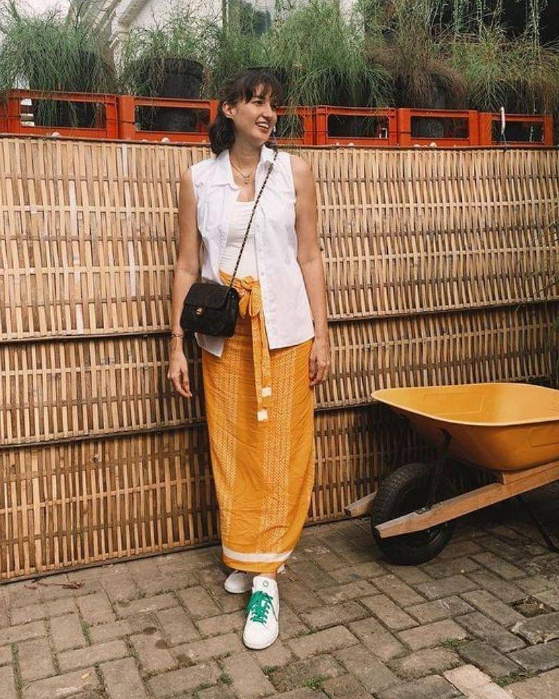 Instagram.com/nadinelist